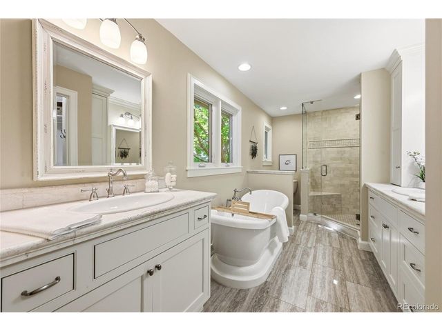 3056 E Hinsdale Ave, Centennial, CO 80122