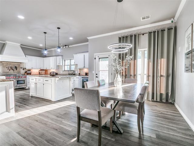 4500 Hillside Lane, Edmond, OK 73025