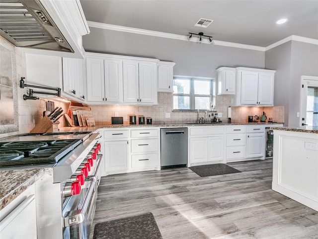 4500 Hillside Lane, Edmond, OK 73025