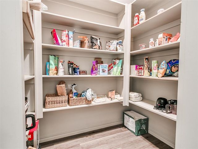 4500 Hillside Lane, Edmond, OK 73025