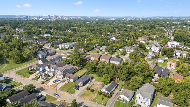 2162 Rock City St, Nashville, TN 37216