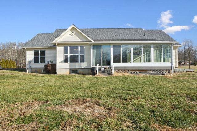 3283 Macedonia Rd, Tate Twp, OH 45106