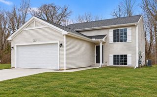 59180 Swenson Street, Mattawan Vllg, MI 49071