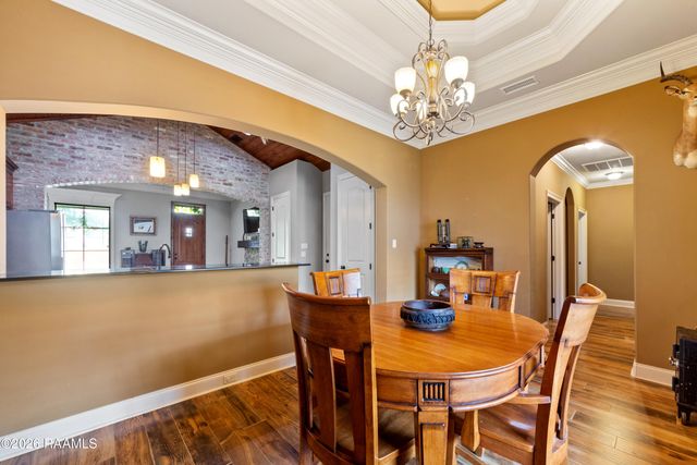 126 Heathwood Drive, Broussard, LA 70518