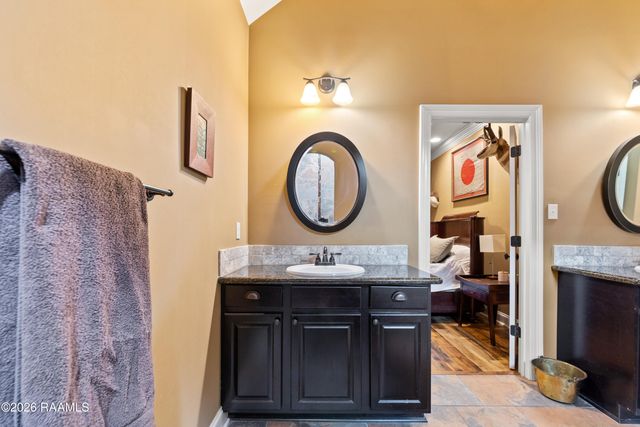 126 Heathwood Drive, Broussard, LA 70518