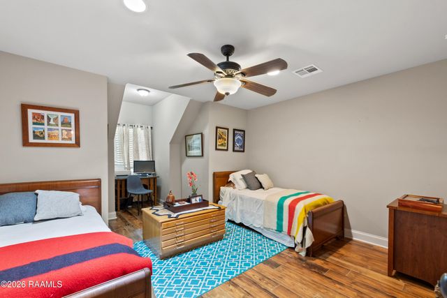 126 Heathwood Drive, Broussard, LA 70518