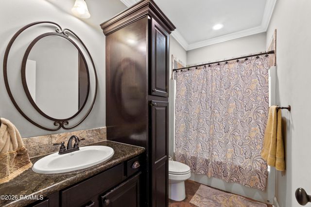 126 Heathwood Drive, Broussard, LA 70518