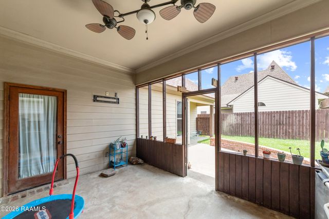 126 Heathwood Drive, Broussard, LA 70518