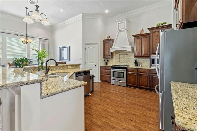 5122 W Worthington Drive, Lake Charles, LA 70605