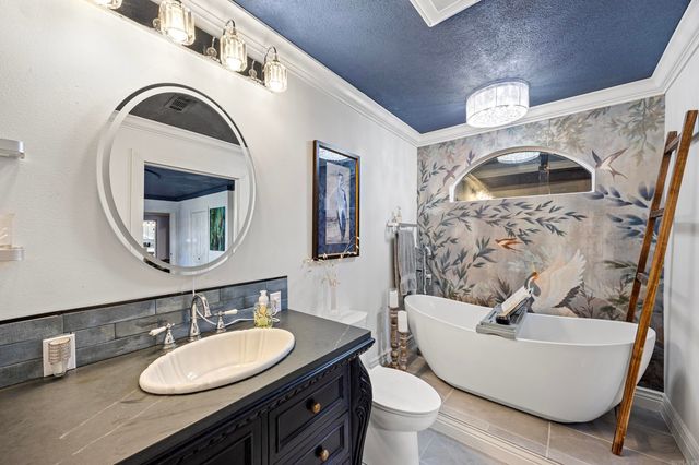 2075 Center Valley Road, Russellville, AR 72802