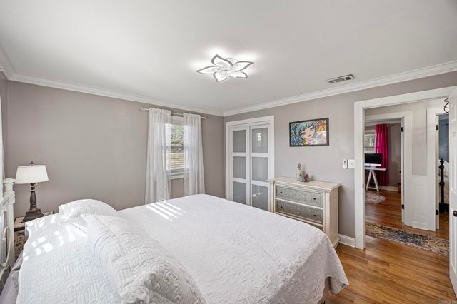 2075 Center Valley Road, Russellville, AR 72802