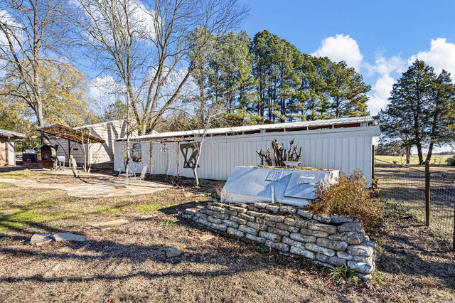 2075 Center Valley Road, Russellville, AR 72802