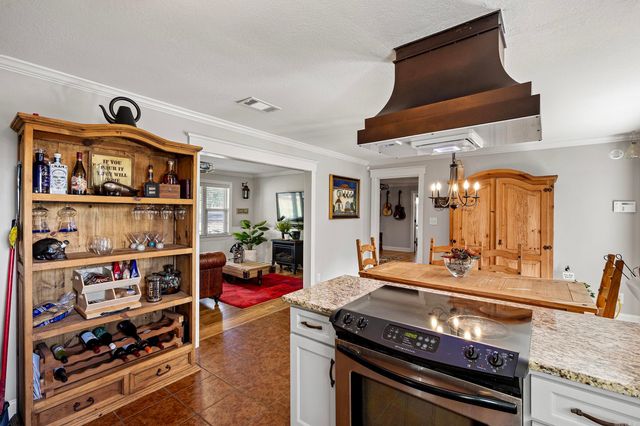 2075 Center Valley Road, Russellville, AR 72802