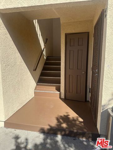 8110 S San Pedro Street, Los Angeles, CA 90003