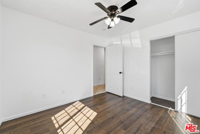 8110 S San Pedro Street, Los Angeles, CA 90003