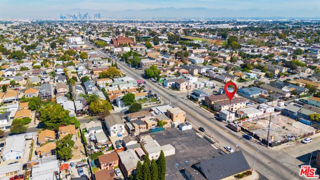 8110 S San Pedro Street, Los Angeles, CA 90003