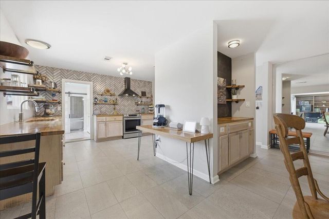 229 NW Theresa Court, Fort Walton Beach, FL 32548