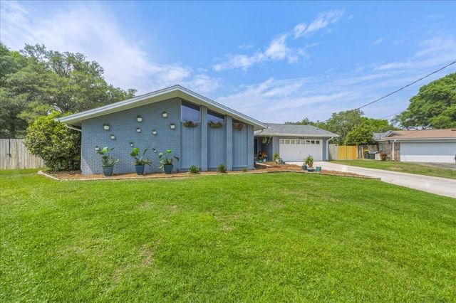 229 NW Theresa Court, Fort Walton Beach, FL 32548