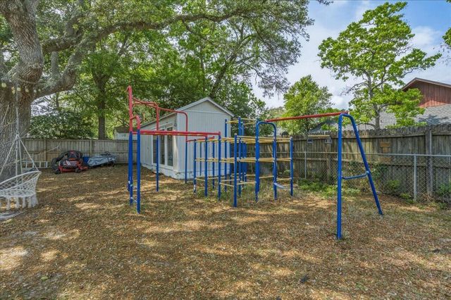 229 NW Theresa Court, Fort Walton Beach, FL 32548