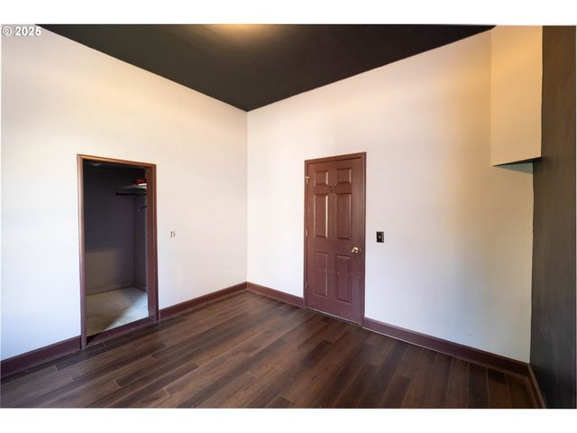 10035 N CALHOUN Ave, Portland, OR 97203