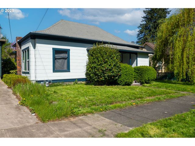10035 N CALHOUN Ave, Portland, OR 97203