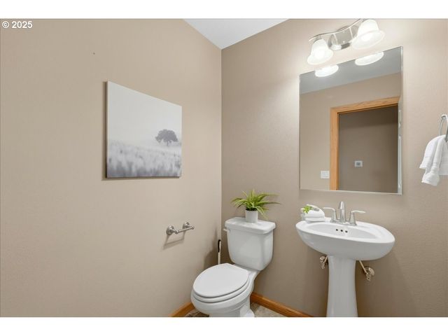 15061 Se ORIENT Dr, Boring, OR 97009