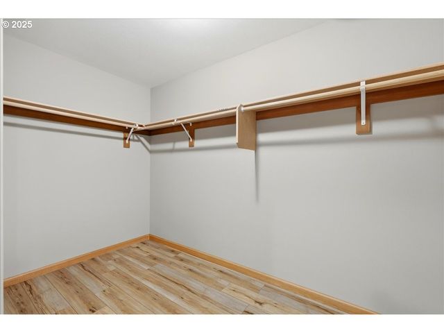 15061 Se ORIENT Dr, Boring, OR 97009