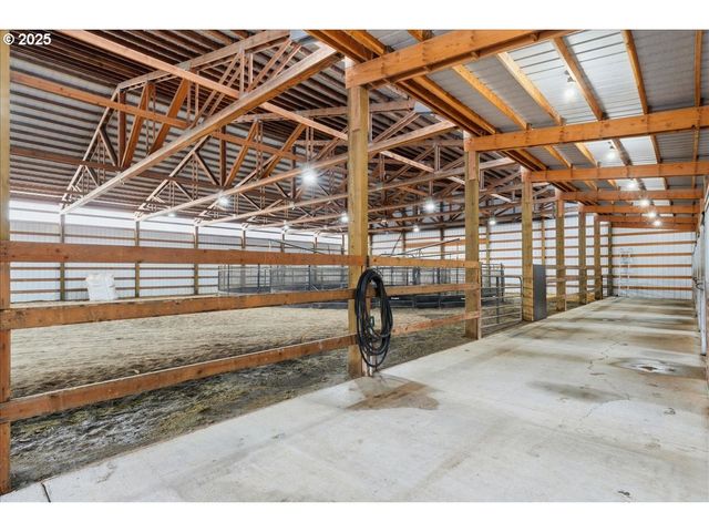 15061 Se ORIENT Dr, Boring, OR 97009