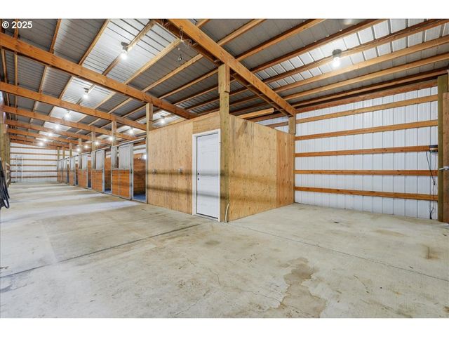 15061 Se ORIENT Dr, Boring, OR 97009