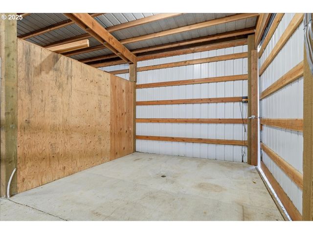 15061 Se ORIENT Dr, Boring, OR 97009