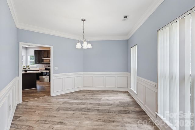 9021 Cedar Run Way, Charlotte, NC 28273