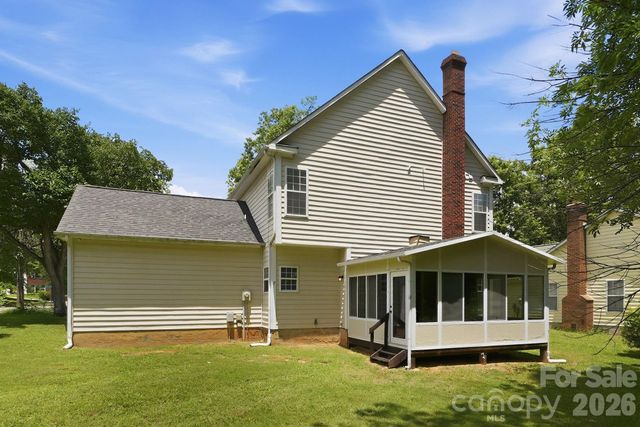 9021 Cedar Run Way, Charlotte, NC 28273