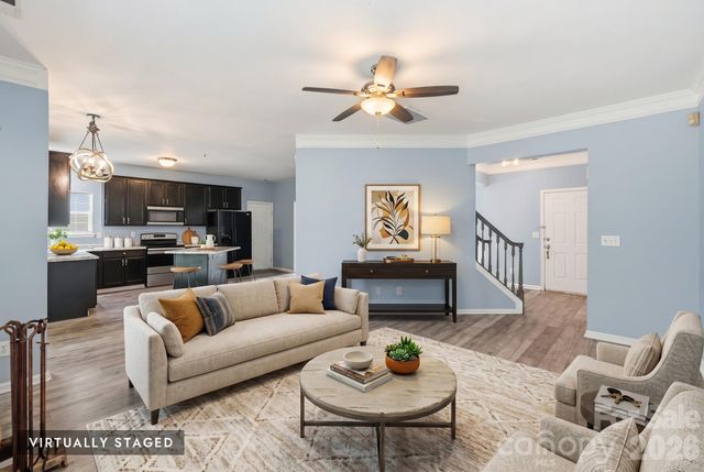 9021 Cedar Run Way, Charlotte, NC 28273