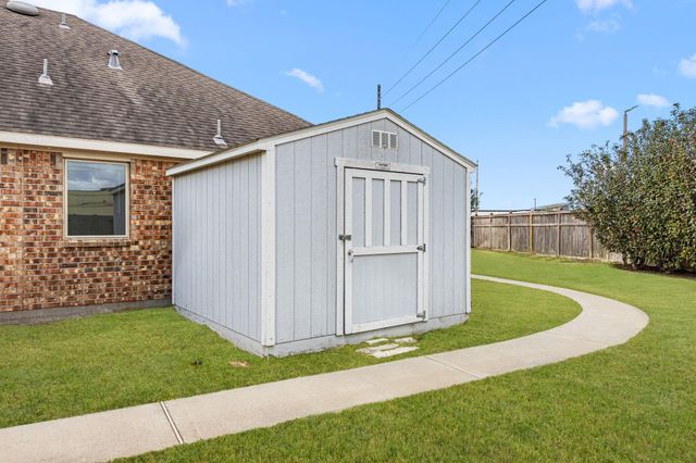 30222 Green Meadows Lane, Brookshire, TX 77423