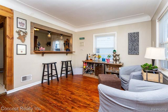 26721 W Huron River Drive, Flat Rock, MI 48134