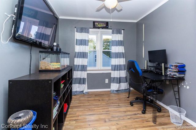 26721 W Huron River Drive, Flat Rock, MI 48134