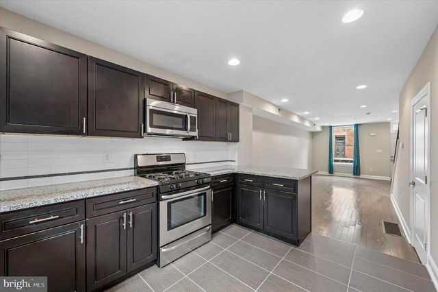 1748 S MOLE ST, Philadelphia, PA 19145