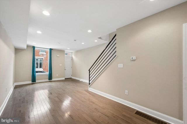 1748 S MOLE ST, Philadelphia, PA 19145