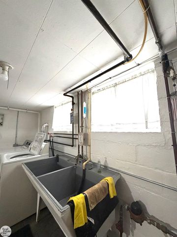 138 S 3rd Street, Marine City, MI 48039