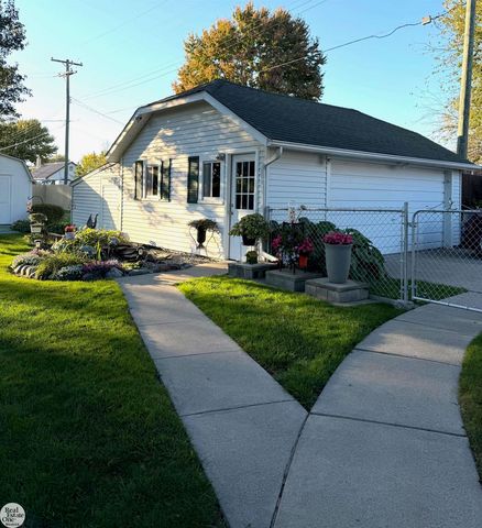 138 S 3rd Street, Marine City, MI 48039