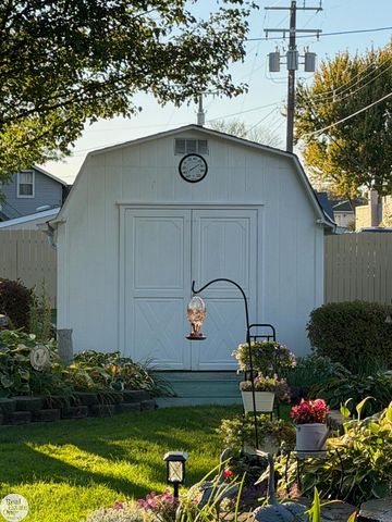 138 S 3rd Street, Marine City, MI 48039