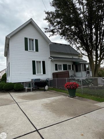 138 S 3rd Street, Marine City, MI 48039