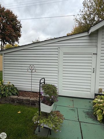 138 S 3rd Street, Marine City, MI 48039