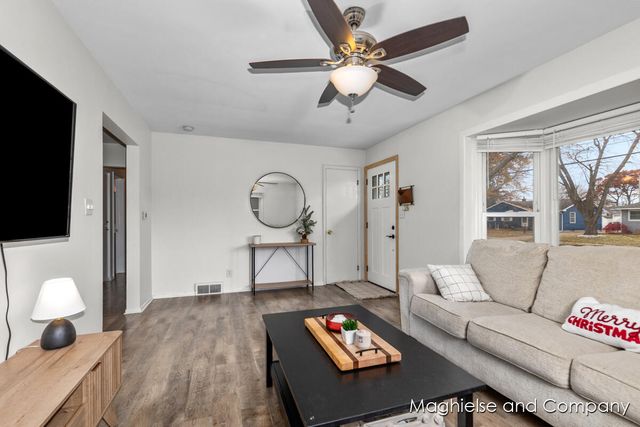 1642 Blanchard Street SW, Wyoming, MI 49519