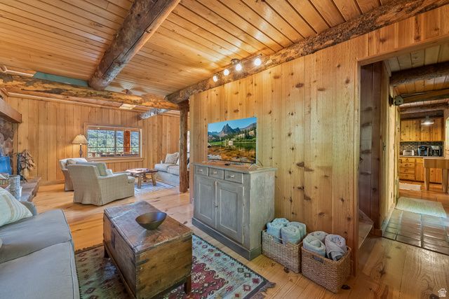 9025 N TIMPHAVEN RD, Sundance, UT 84604