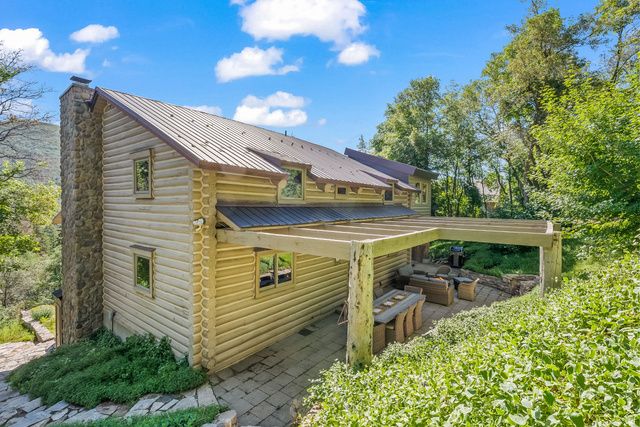 9025 N TIMPHAVEN RD, Sundance, UT 84604
