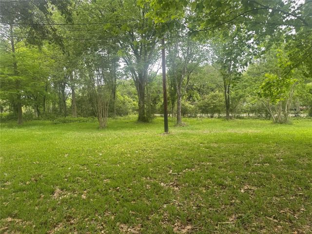 4755 Crosby Cedar Bayou Road, Baytown, TX 77521