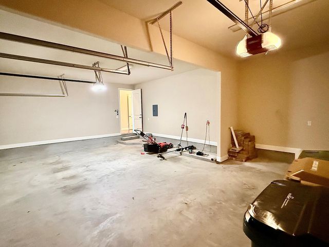 5512 Lipan Apache BND, Austin, TX 78738