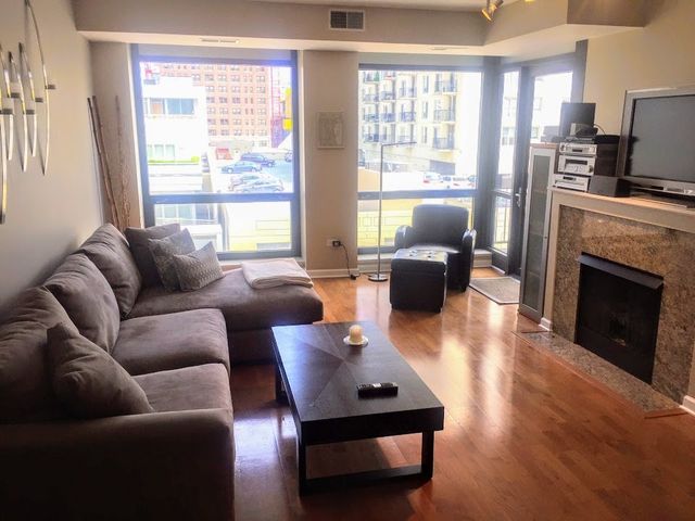 1212 N WELLS Street 502, Chicago, IL 60610