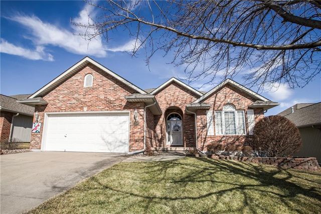 22504 E 33rd Street Court S, Blue Springs, MO 64015